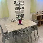 De 45 M2 En Rez-de-villa Avec Jardin *