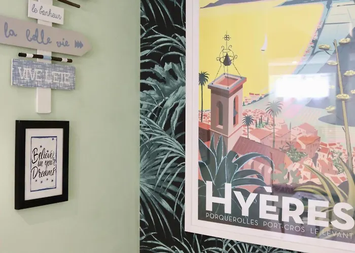 De 45 M2 En Rez-de-villa Avec Jardin * Hyères